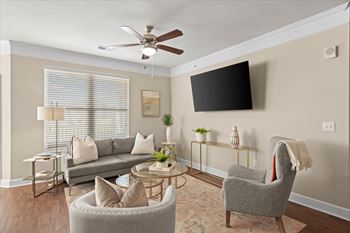 Short-term rental guest suite